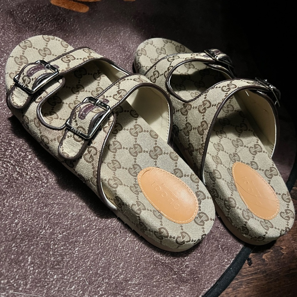 Used men’s Gucci Sandals